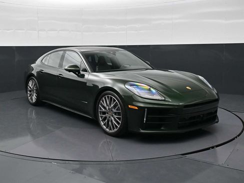 New 2026 Porsche Panamera RWD image 27