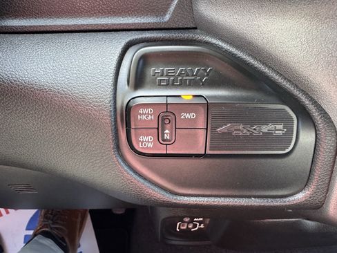 Used 2022 RAM 2500 Big Horn image 30