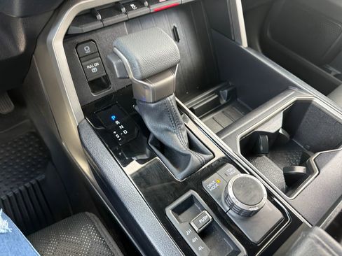 Used 2025 Toyota Tundra SR5 w/ SR5 Premium Package AWD/4WD image 17