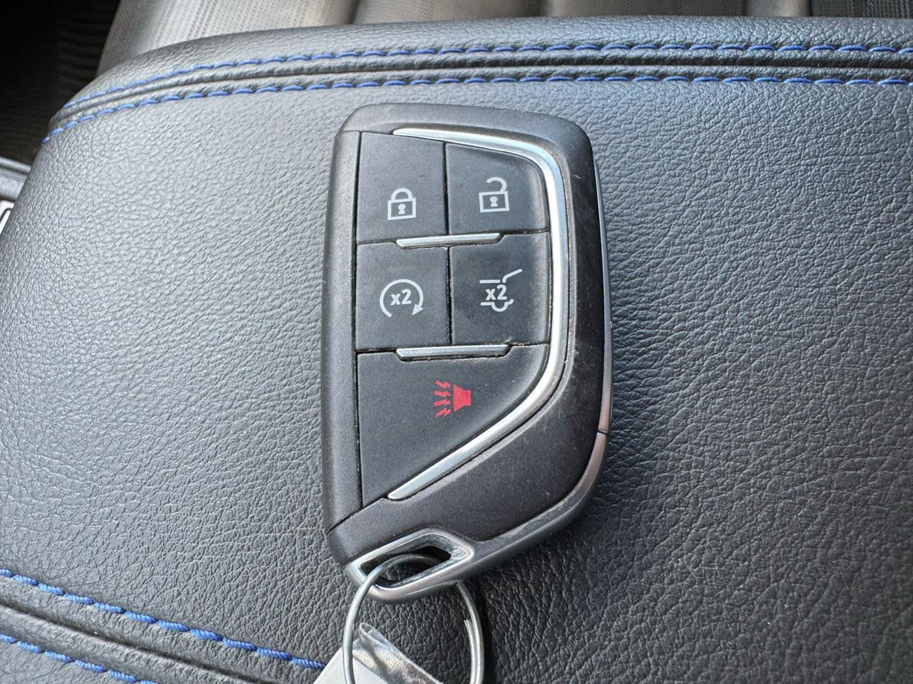 Used 2025 Cadillac XT4 Sport AWD/4WD image 24