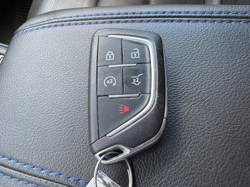 Used 2025 Cadillac XT4 Sport AWD/4WD image 24