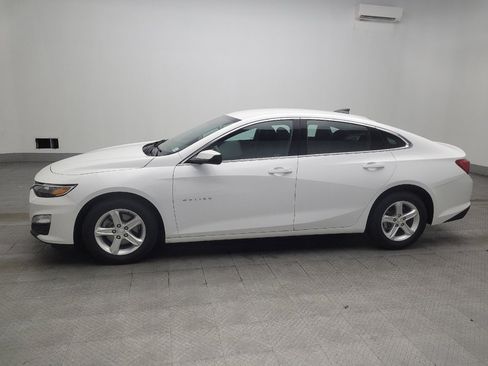 Used 2024 Chevrolet Malibu LS w/ Driver Confidence Package FWD image 2