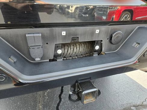 Used 2024 GMC Sierra 2500 AT4 w/ AT4 Premium Plus Package AWD/4WD image 21