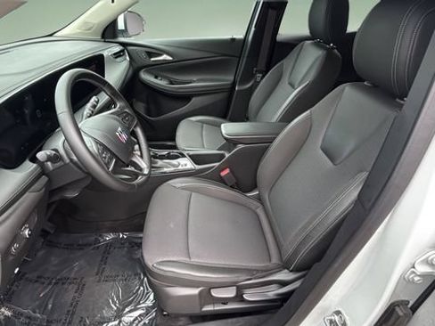 Used 2025 Buick Encore GX Preferred FWD image 18