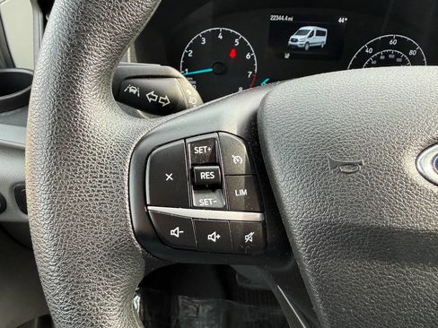 Used 2023 Ford Transit 350 XLT image 31