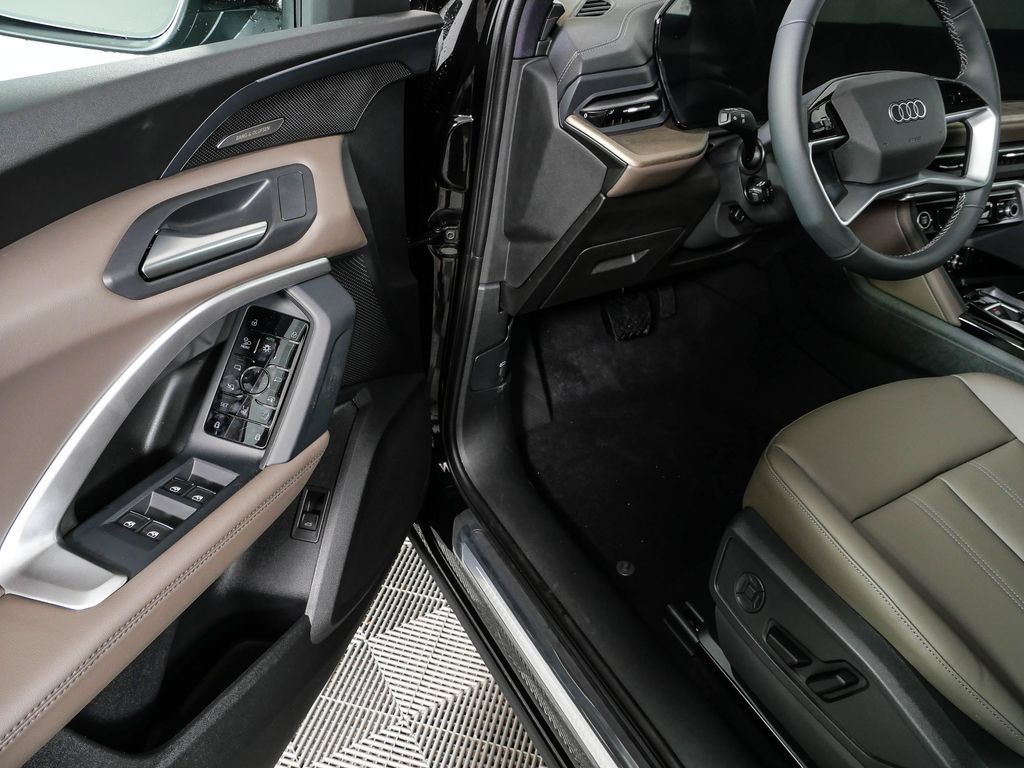 New 2026 Audi Q5 Premium Plus AWD/4WD image 6