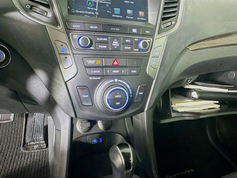 Used 2017 Hyundai Santa Fe Sport w/ Cargo Package image 24