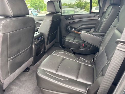 Used 2020 Chevrolet Tahoe Premier w/ RST Edition AWD/4WD image 12