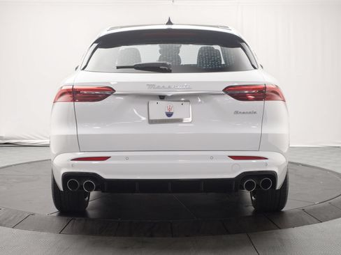 New 2025 Maserati Grecale GT AWD/4WD image 4