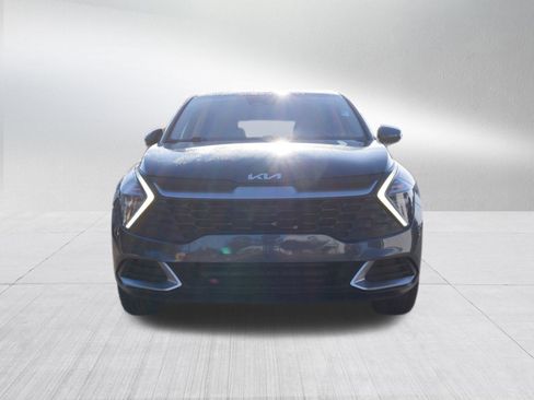 Used 2023 Kia Sportage LX image 8