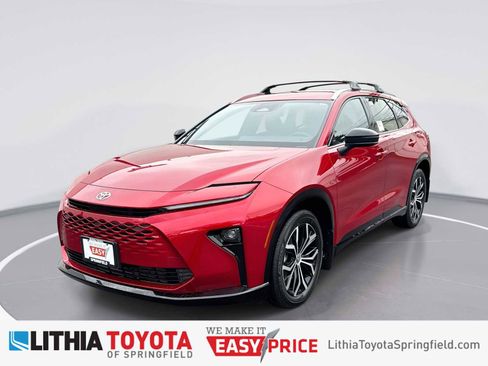 New 2026 Toyota Crown Signia XLE image 1