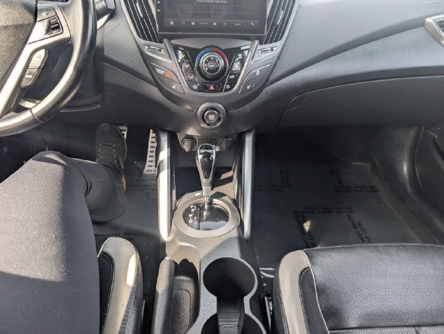 Used 2014 Hyundai Veloster Turbo FWD image 14
