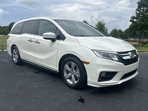 Used 2019 Honda Odyssey EX-L image 2