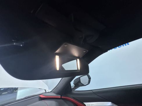 Used 2021 Chevrolet Corvette Stingray Premium Cpe w/ Z51 Performance Package image 35