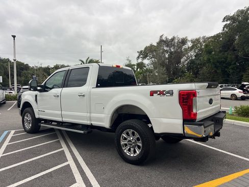 Used 2019 Ford F250 XLT w/ XLT Premium Package image 16