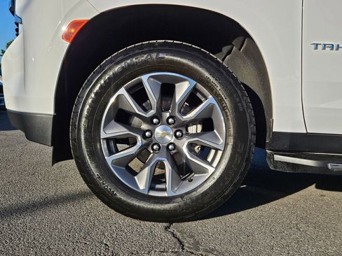 Used 2024 Chevrolet Tahoe LT w/ LT Signature Package AWD/4WD image 14