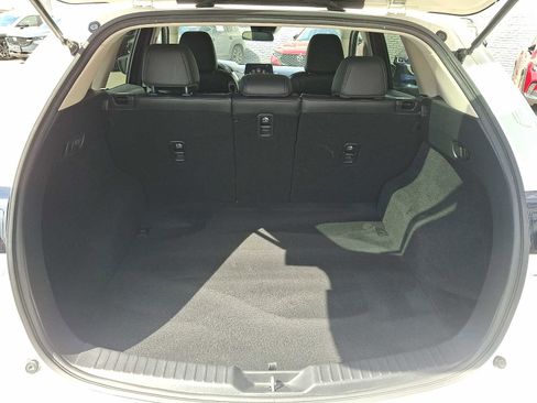 Used 2019 MAZDA CX-5 Touring image 28
