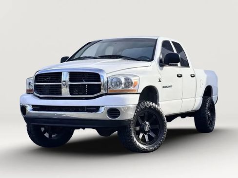 Used 2006 Dodge Ram 2500 Truck SLT w/ Trailer Tow Group AWD/4WD image 15