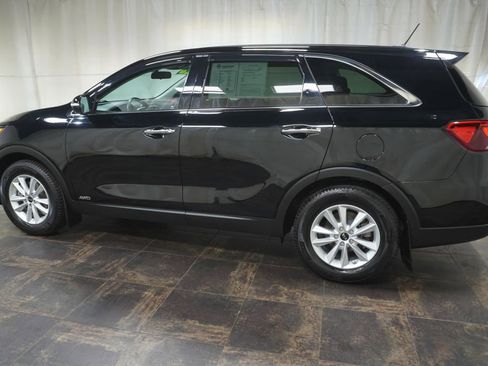 Used 2020 Kia Sorento LX AWD/4WD image 8