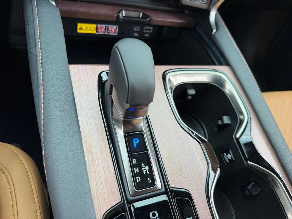 New 2026 Lexus RX 350h AWD/4WD image 21