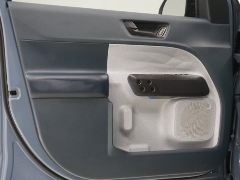 Used 2025 Ford Maverick XLT w/ Equipment Group 302A image 13