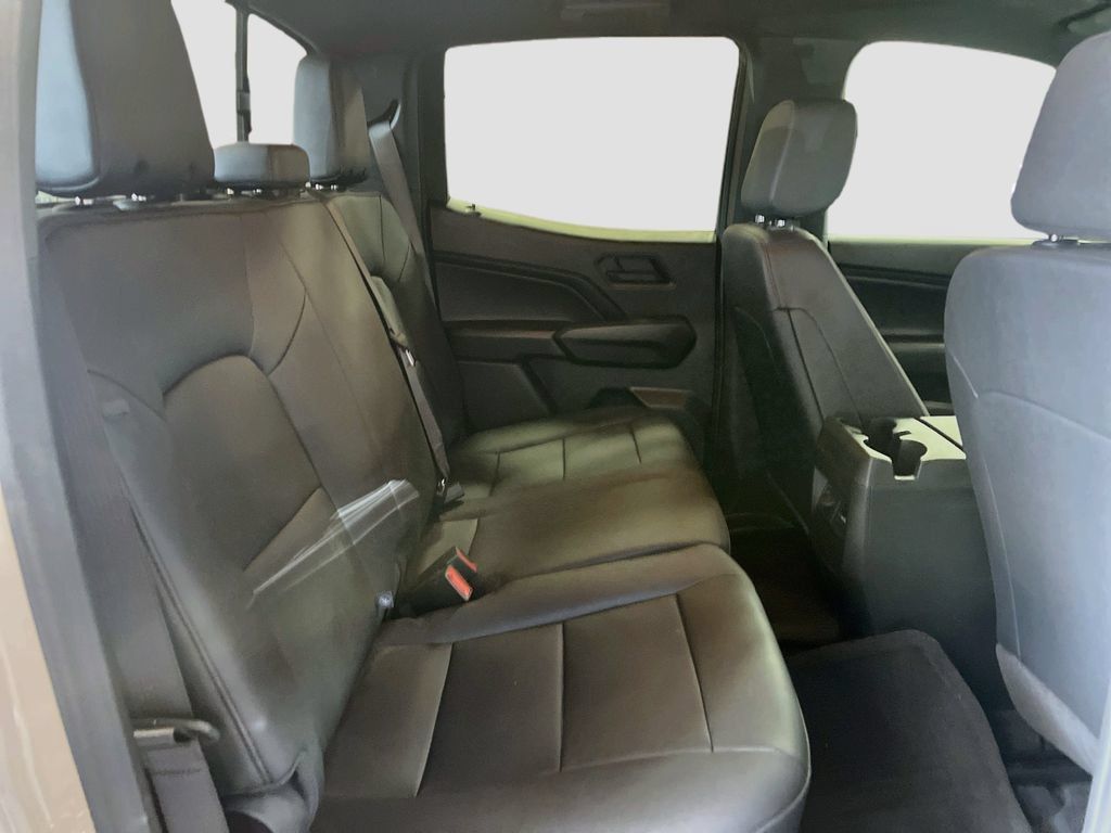 Used 2026 Chevrolet Colorado Trail Boss AWD/4WD image 28