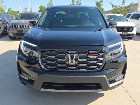 Used 2025 Honda Ridgeline TrailSport image 7