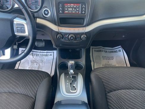 Used 2017 Dodge Journey SXT image 11