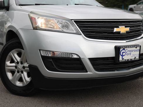 Used 2016 Chevrolet Traverse LS FWD image 34