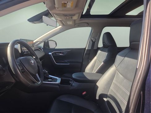 Used 2024 Toyota RAV4 Limited image 20