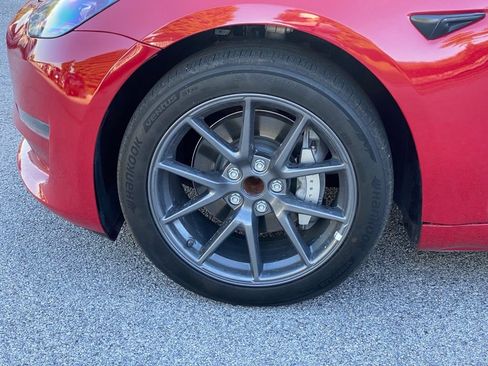 Used 2023 Tesla Model 3 Standard Range RWD image 9