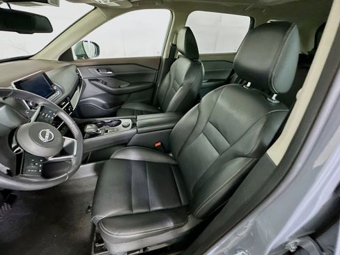 Used 2023 Nissan Rogue SL image 13