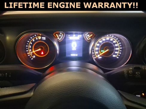 Used 2022 Jeep Wrangler Sport image 10