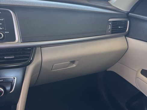 Used 2016 Kia Optima LX image 13