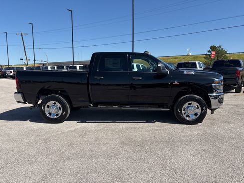 New 2026 RAM 2500 Tradesman image 7