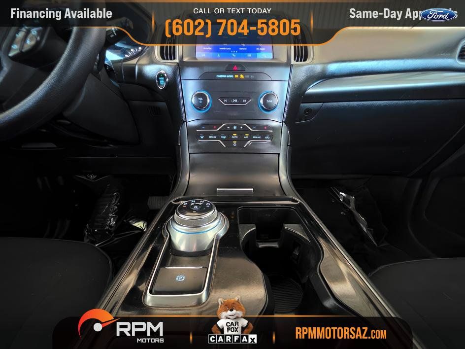 Used 2020 Ford Edge SE FWD image 18