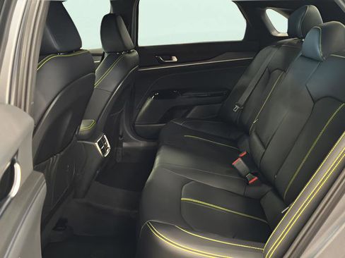 New 2026 Kia K5 GT w/ GT1 Package FWD image 19