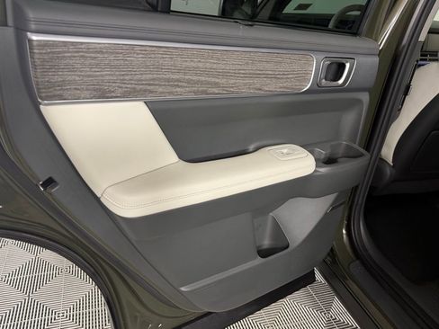 Used 2025 Hyundai Santa Fe Limited FWD image 28