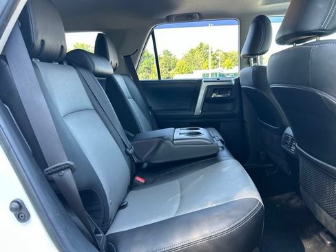 Used 2019 Toyota 4Runner SR5 Premium AWD/4WD image 41
