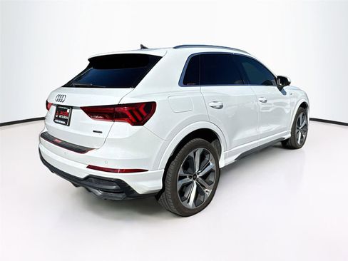 Used 2021 Audi Q3 2.0T Premium w/ Convenience Package image 12