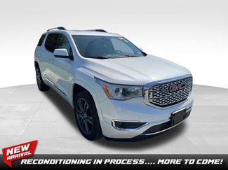 Used 2019 GMC Acadia Denali w/ Technology Package AWD/4WD video 1
