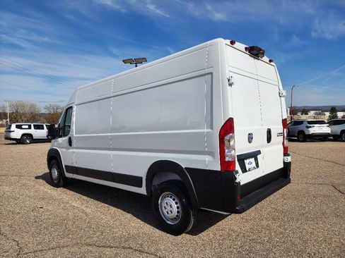 New 2025 RAM ProMaster 2500 w/ Cold Weather Group image 5