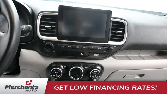 Used 2023 Hyundai Venue SEL FWD image 22