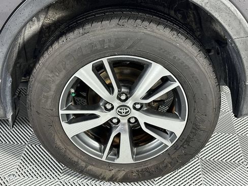 Used 2016 Toyota RAV4 XLE FWD image 10