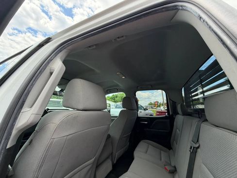 Used 2019 Chevrolet Silverado 2500 W/T AWD/4WD image 18