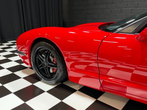 Used 1999 Chevrolet Corvette Convertible w/ Memory Pkg RWD image 37