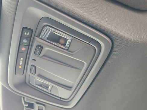 Used 2023 Chevrolet Silverado 1500 LT image 25
