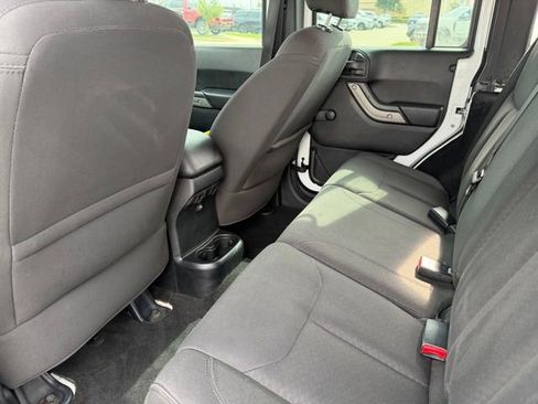 Used 2016 Jeep Wrangler Unlimited Sport AWD/4WD image 19