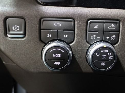 New 2026 GMC Sierra 1500 SLT w/ SLT Premium Plus Package AWD/4WD image 42