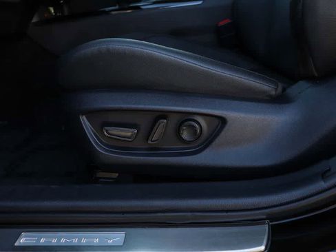 Used 2025 Toyota Camry XLE FWD image 19